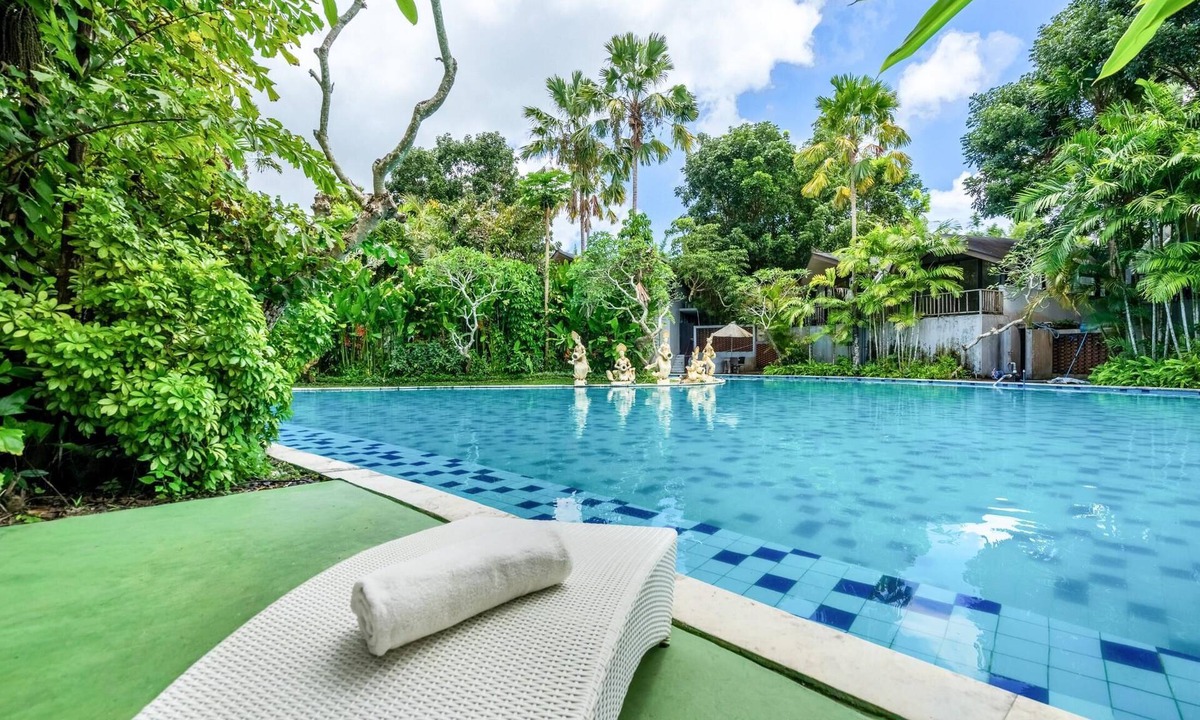 Kampial Villa | 2BR Family Villa | Shared Pool | MANA VILLAS