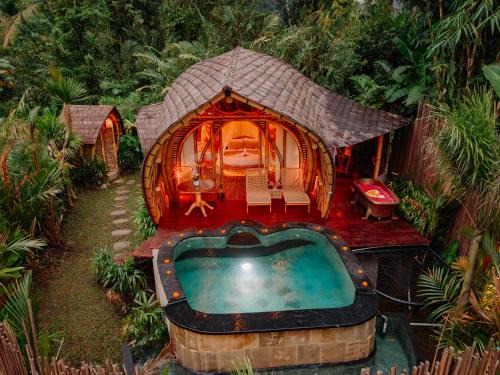Selat Villa | Adi's Bamboo House Sidemen - NYAN BALI