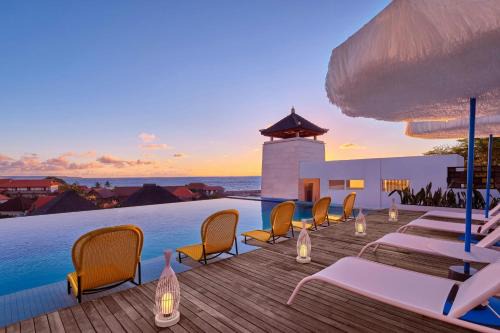Batubelig Hotel | Aloft by Marriott Bali Seminyak