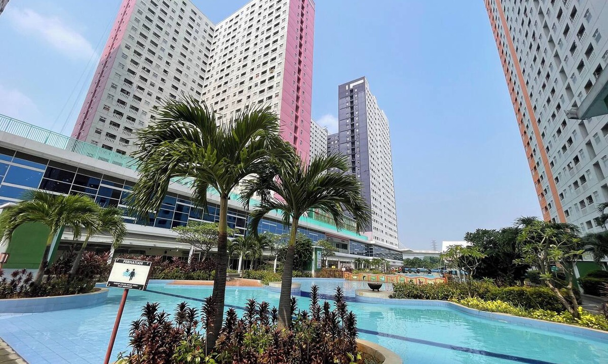Rawasari Apartment | Apartemen Green Pramuka City By Erna