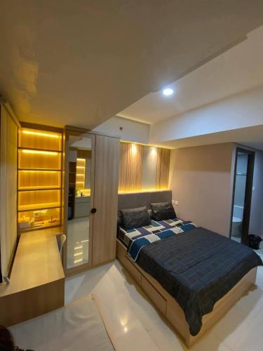 Pekayon Jaya Apartment | Apartement Grand Kamala Lagoon by Fresh Room