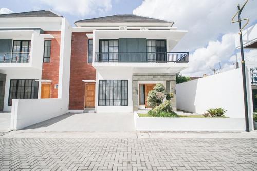 Sleman House | Ar Rizq House