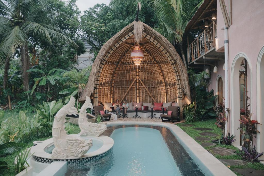 Kedewatan Hotel | Atelier Ubud Art Lofts
