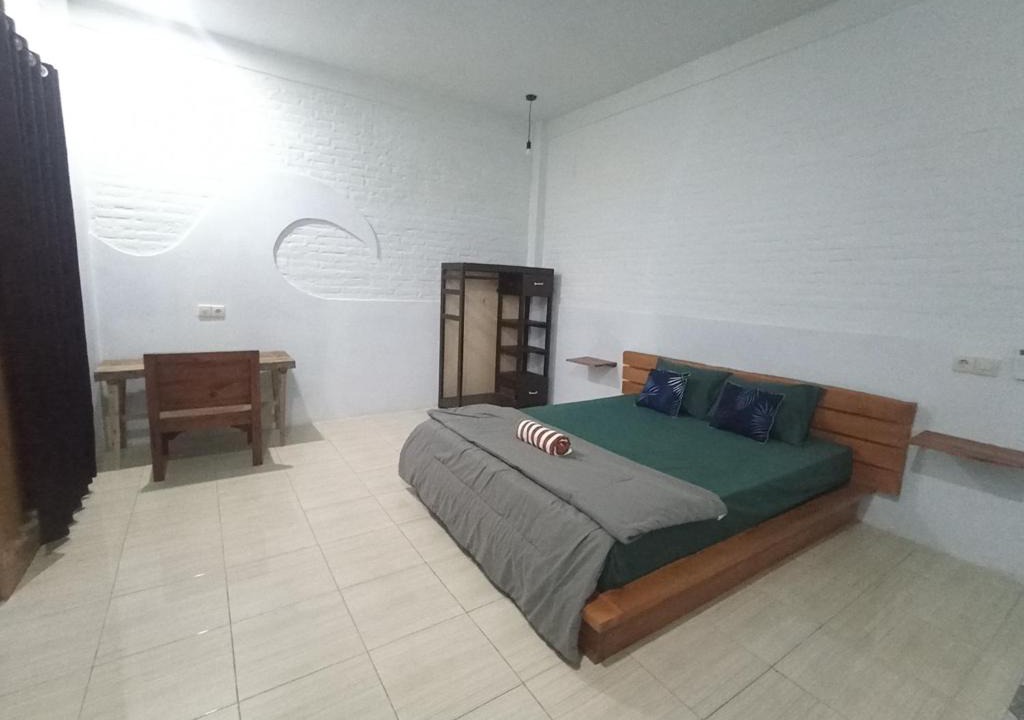 Mendoyo House | Ayolah Surf camp surf stay