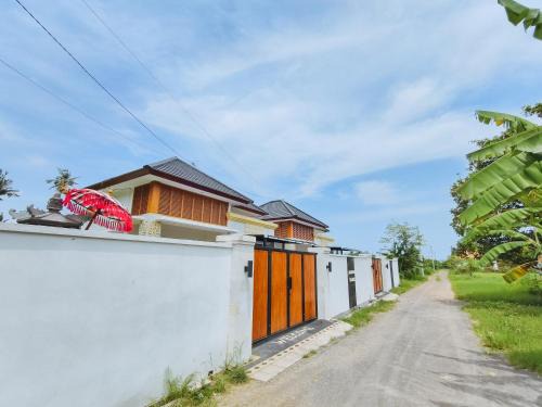 Kayu Putih Apartment | Bali Lovina Karuna Villa