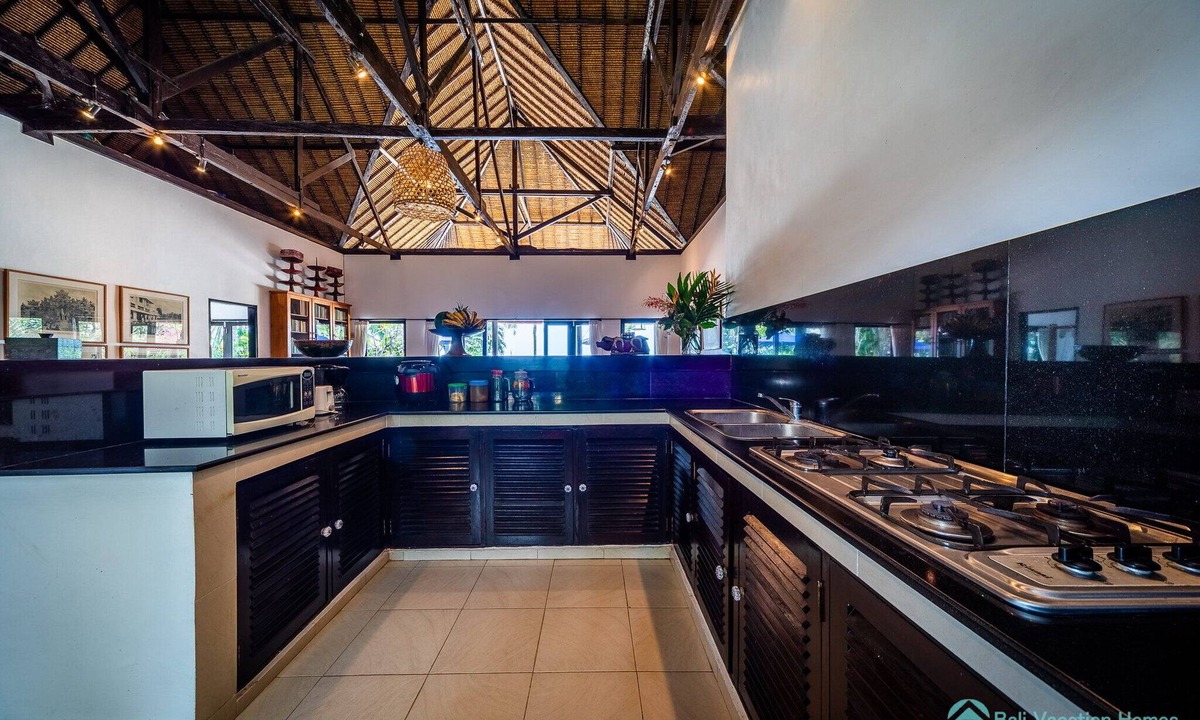 Tigawasa Villa | Beachfront Villa - Makes you Feel at Home on Bali!