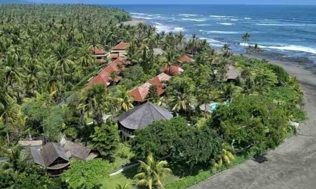 Pekutatan Cottage | Beachside Balinese Cottage in West Bali