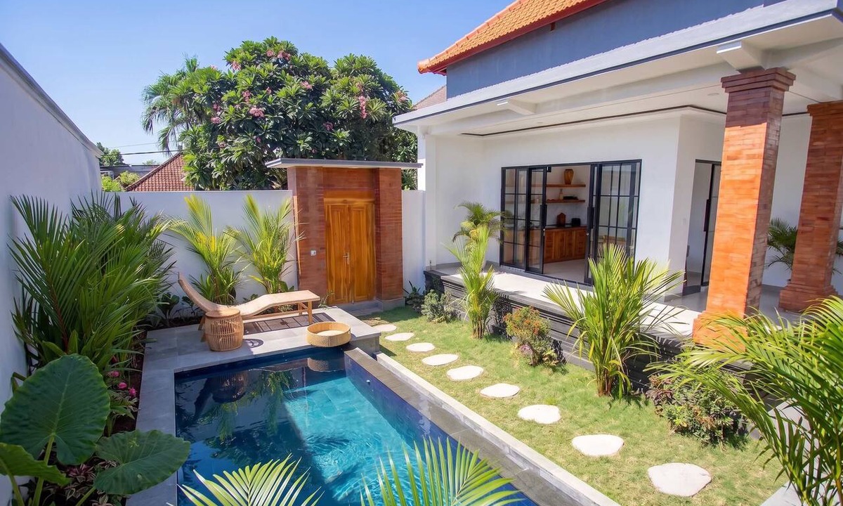 Umalas Villa | Brand NEW Villa, Huge Pool+Garden, 2 BDR, Canggu