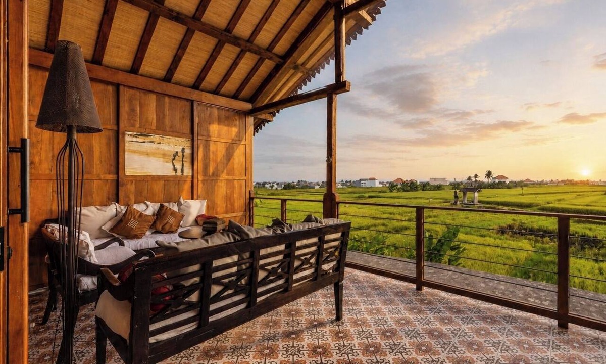 Munggu Villa | Canggu 3BR Villa - Pool and Panoramic Paddy Views