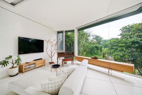 West Bandung Villa | Casca - 3BR Luxury Villa Setraduta with Waterfall View