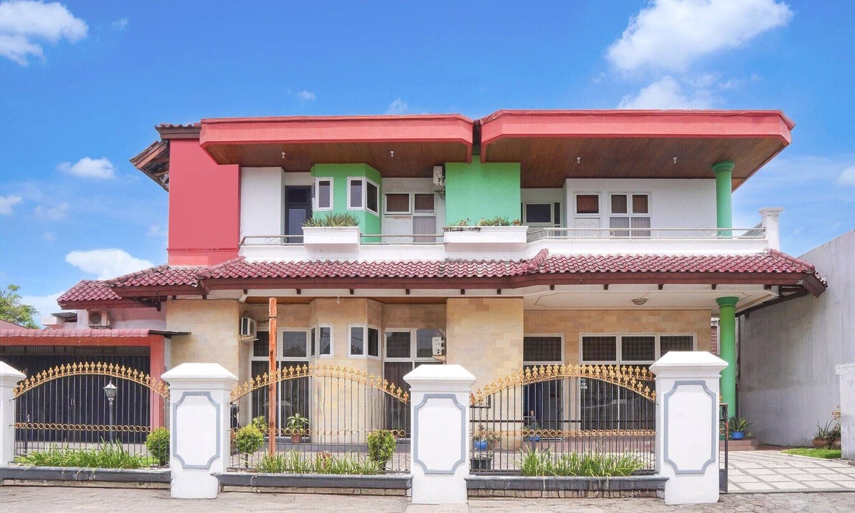 Padang House | Cozy Double Escape W/Free WiFi and Parking