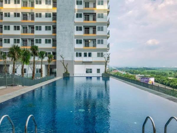 Kedungmanggu Apartment | Darmawan's room at royal sentul park