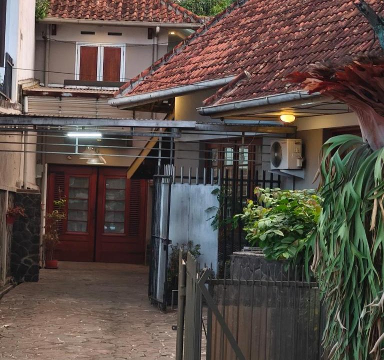 Bandung House | De Riau Guesthouse