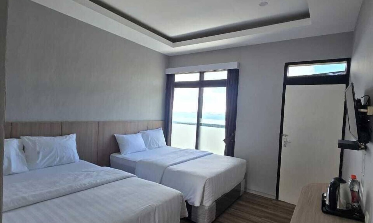 Plaosan Hotel | Elge Hotel and Villa Sarangan