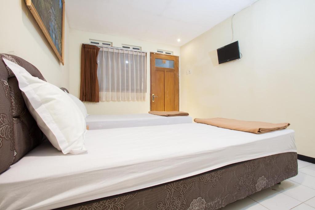 Pematangsiantar Hotel | Els Guest House Syariah near Simalungun University Siantar RedPartner