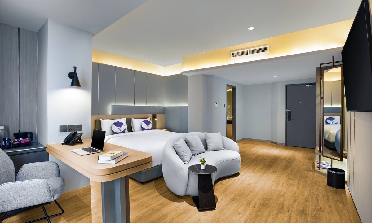Lubuk Baja Hotel | Fox Hotel Nagoya Batam