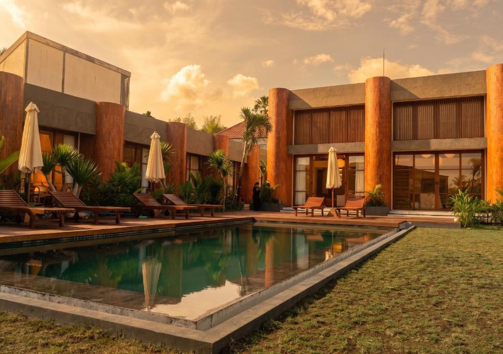 Beraban Hotel | Frontera Nyanyi