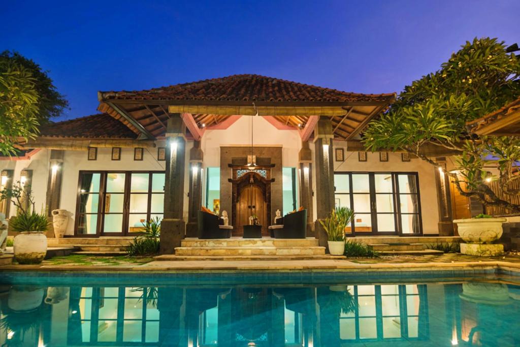 Kuta Selatan Villa | Georgina Estate