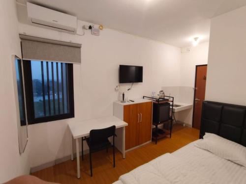 Ciakar Apartment | Golden Knight Suites at EcoHome Apartment