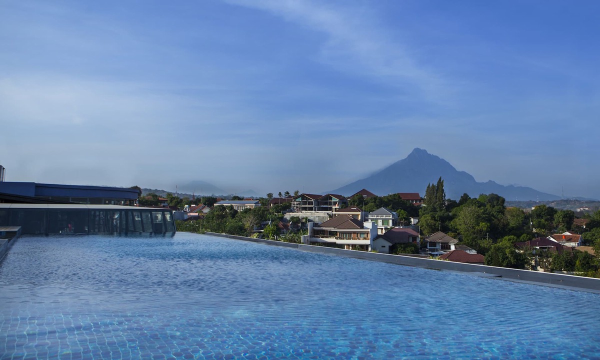 Semarang Hotel | Grand Edge Hotel Semarang