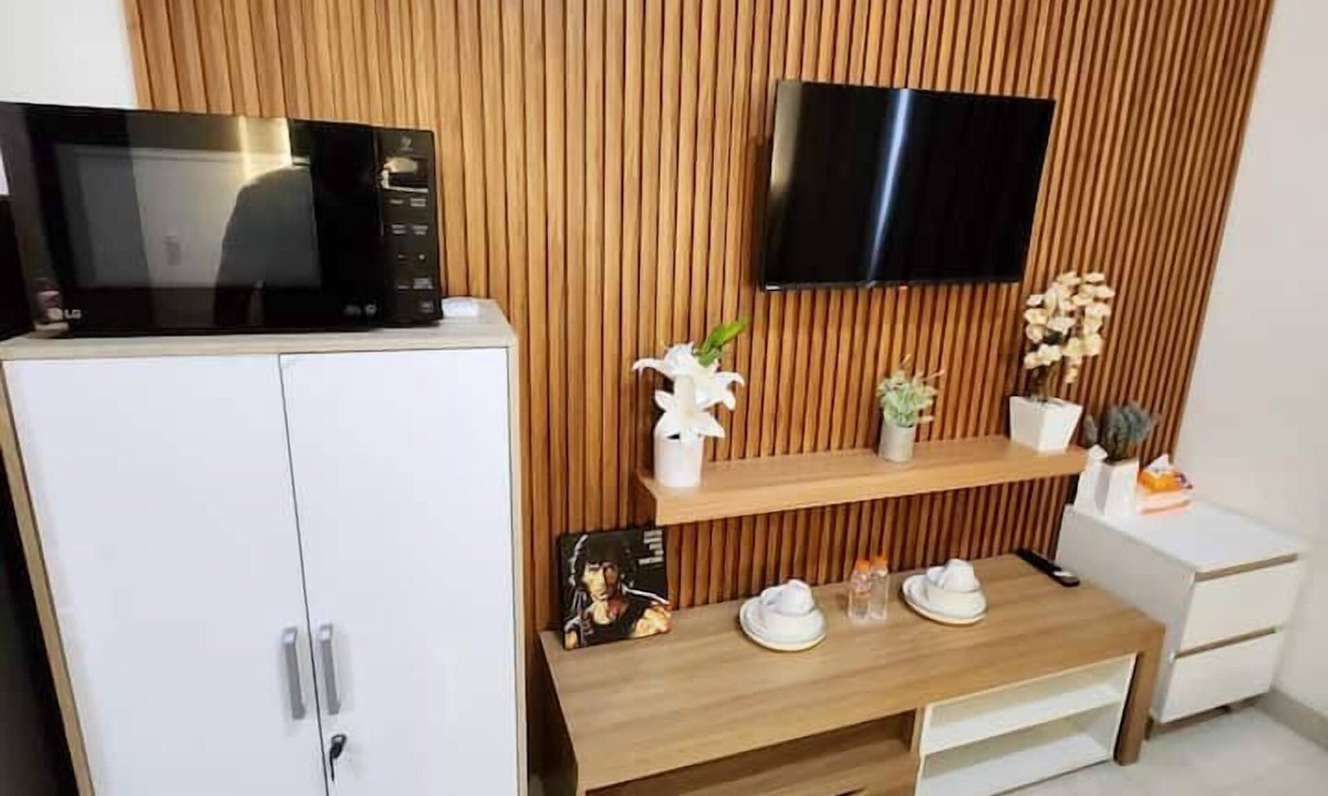Jakarta Apartment | Green Sedayu Apartment by Emily
