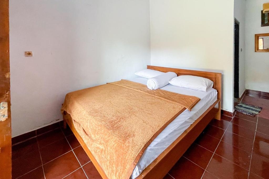 Lovina Hotel | Guest House Surya Ayu Permai Buleleng Mitra RedDoorz