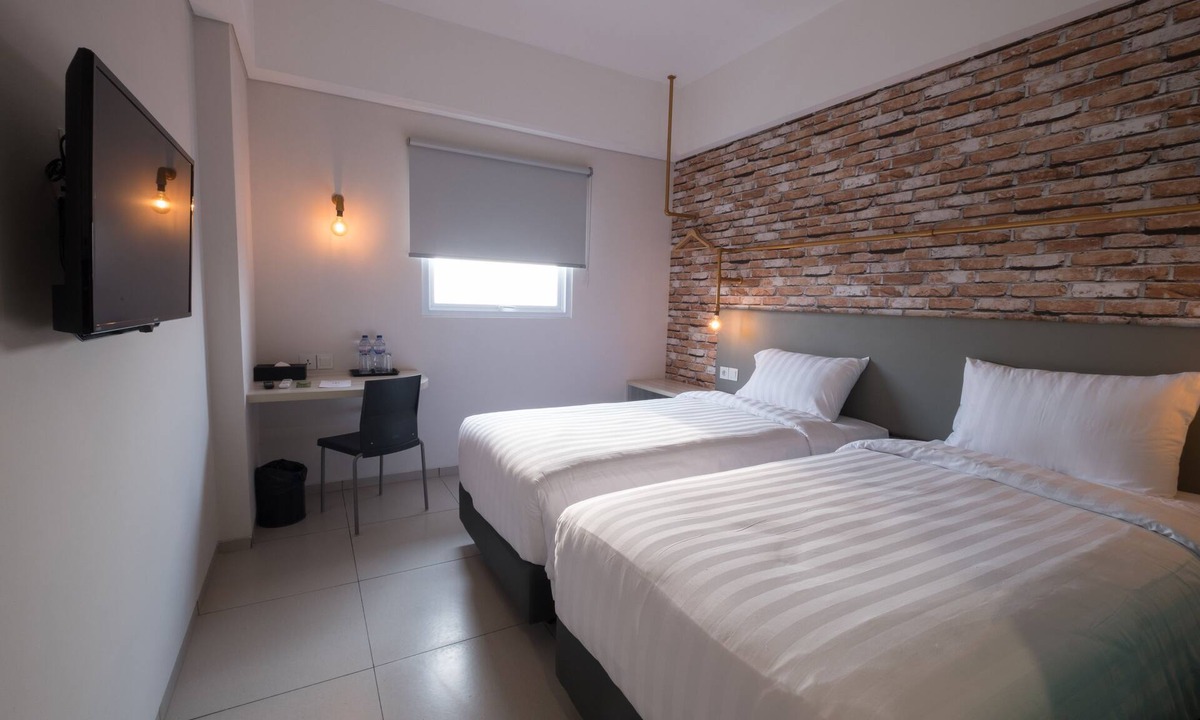 Rawalumbu Hotel | Hotel 88 Bekasi By WH