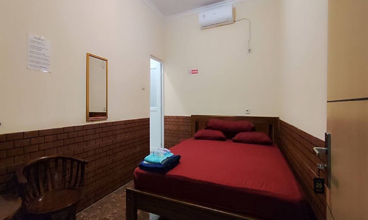 Purwokerto Hotel | Hotel O Aksana Homestay SyariahNearWonderland Trik Art