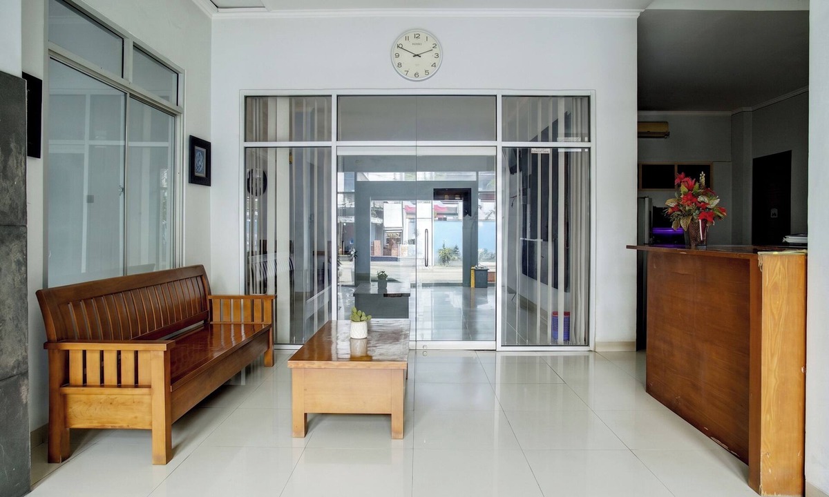 Palembang Hotel | Hotel O near Palembang Square Mall formerly Wisma Faeyza Syakira