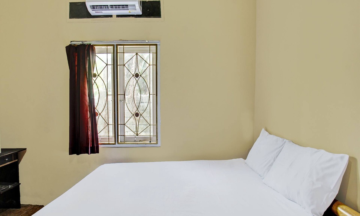 Muncan Hotel | Hotel O Zahira Homestay Near Ekas Surf School and Service