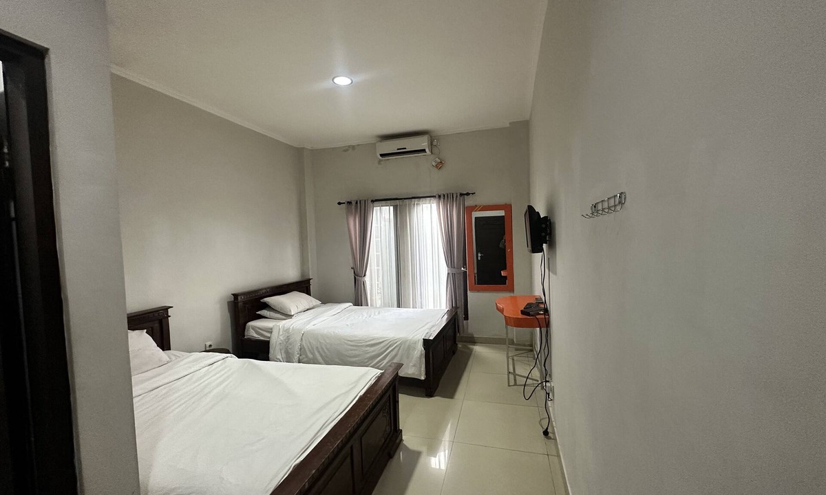 Cokroaminto Hotel | Hotel Warta Dua