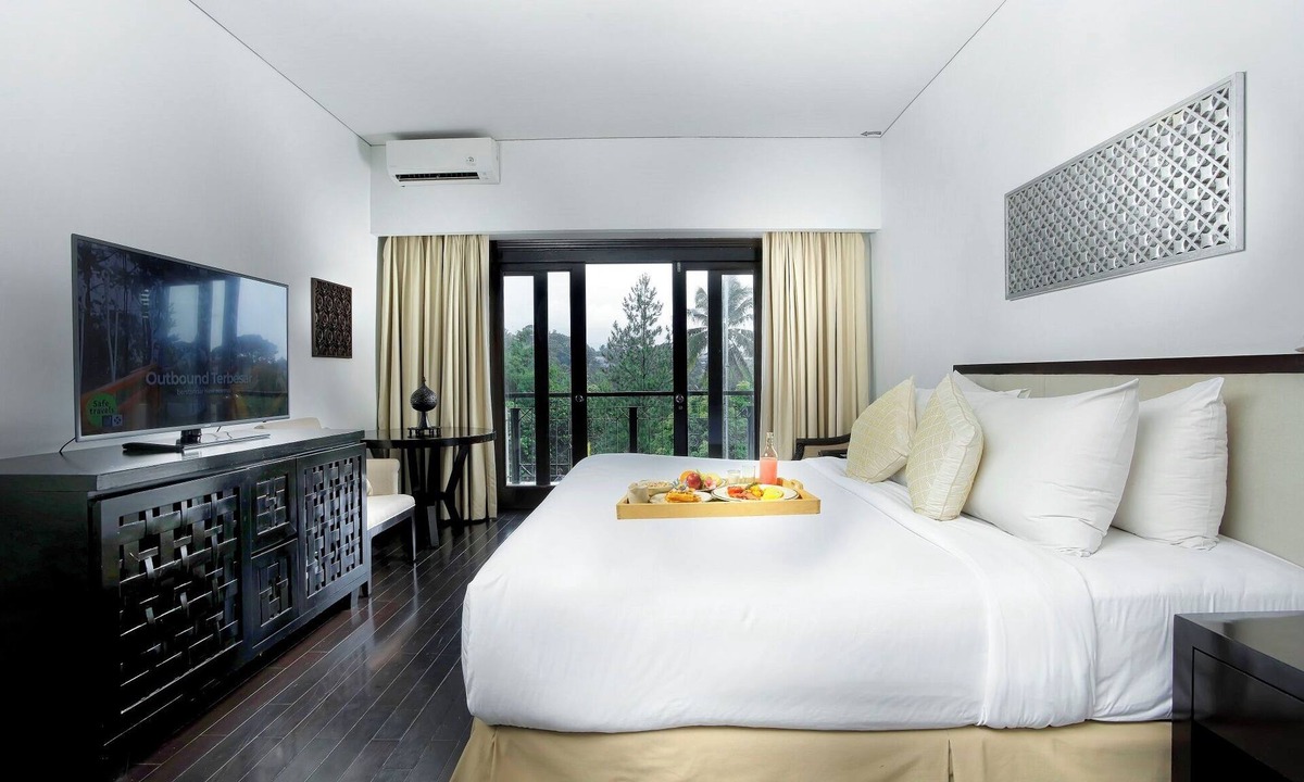 Wates Jaya Hotel | Lido Lake Resort By MNC Hotel