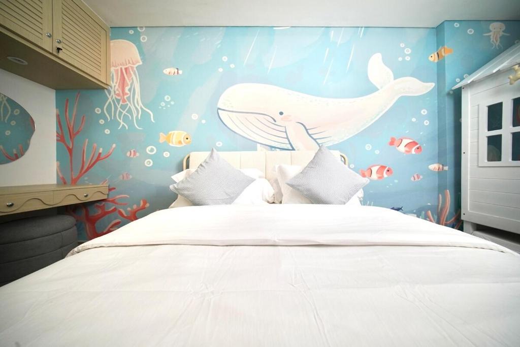 Pantai Indah Kapuk Apartment | Little Bnb Under the Sea