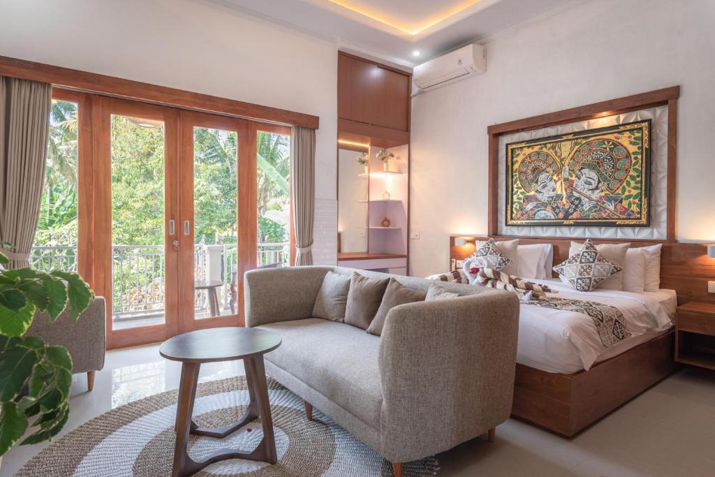 Kaliasem Villa | Luxury 4BR Villa with Private Pool Near Lovina Beach