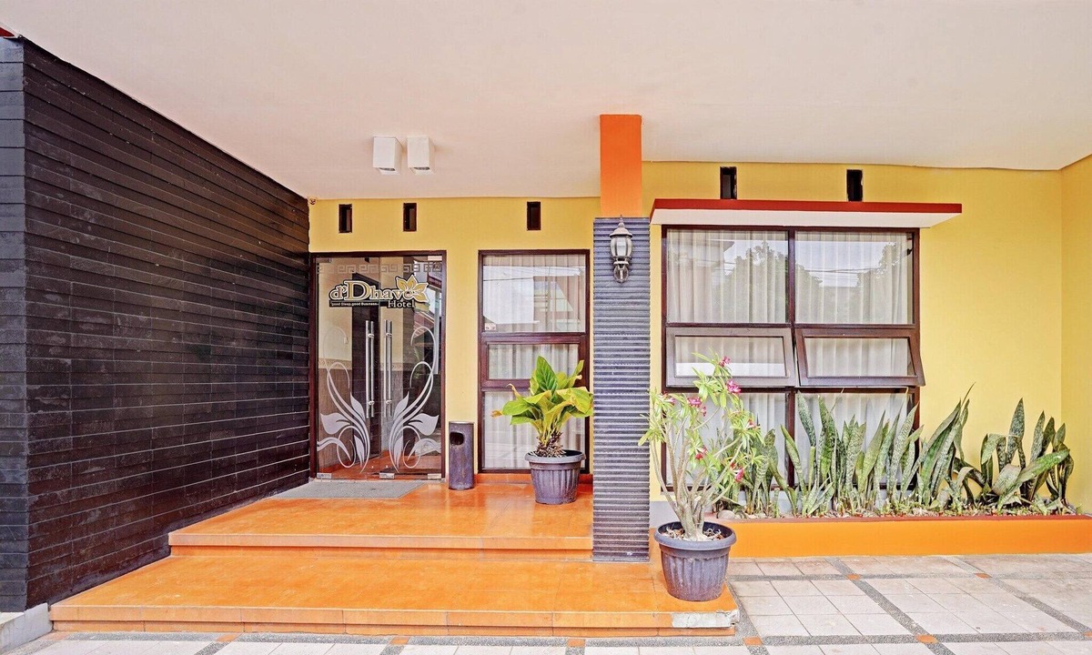 Padang House | Luxury Twin Stay with Free WiFi and Parking