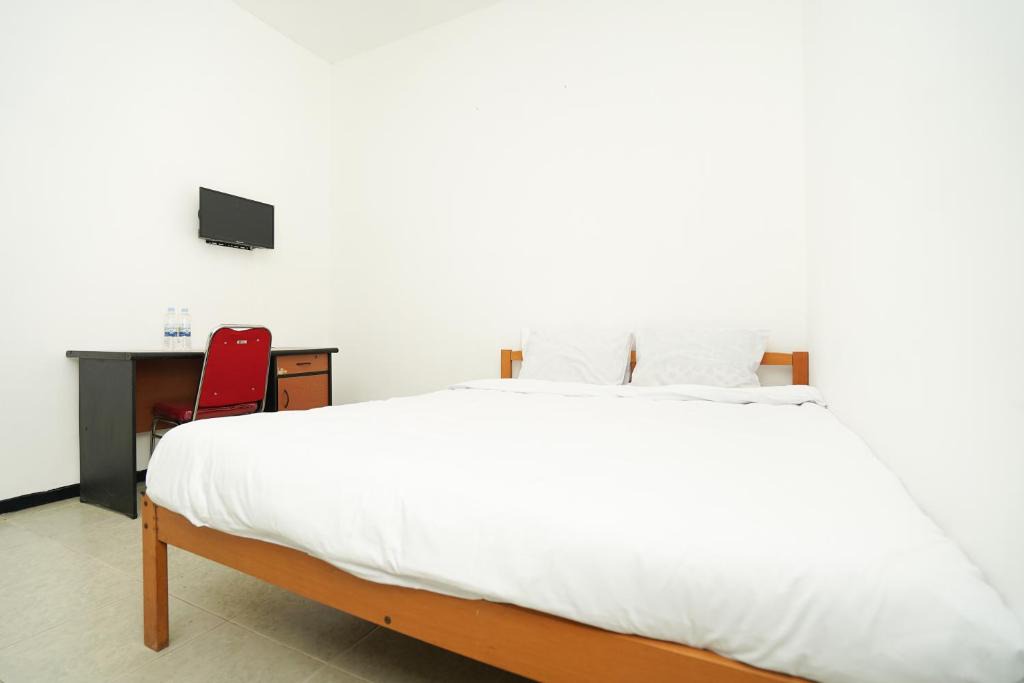 Surabaya Hotel | Merapi Inn Syariah by ecommerceloka