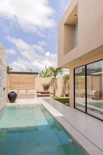 Padonan Villa | Minimalist Elegance: Tranquil Canggu Villa Yukki