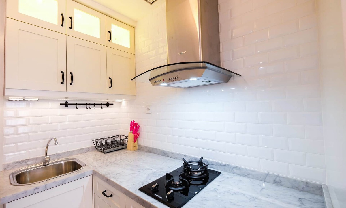 Jatinegara Apartment | Minimalist Studio at Bassura City Apartment By Travelio