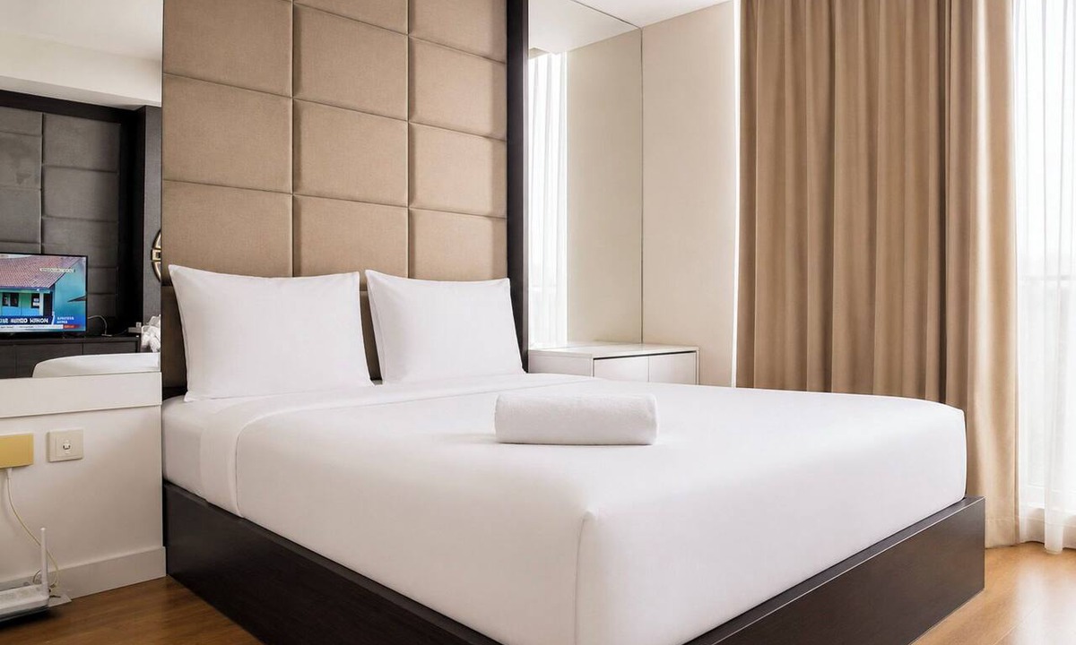 Balikpapan Apartment | Minimalist Warm Studio Room At Apartment Tamansari Skylounge Balikpapan