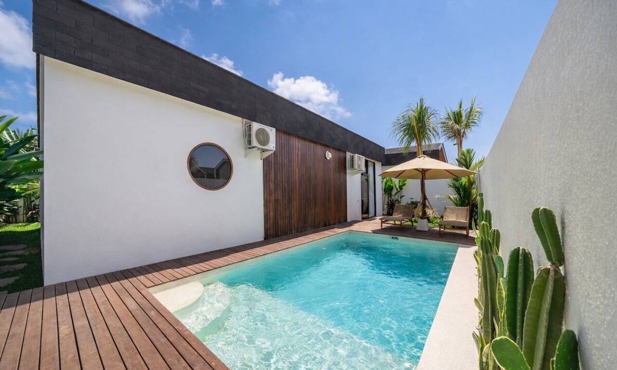 Kutuh Villa | Modern 2BR by Pandawa Beach w Huge Pool & Garden