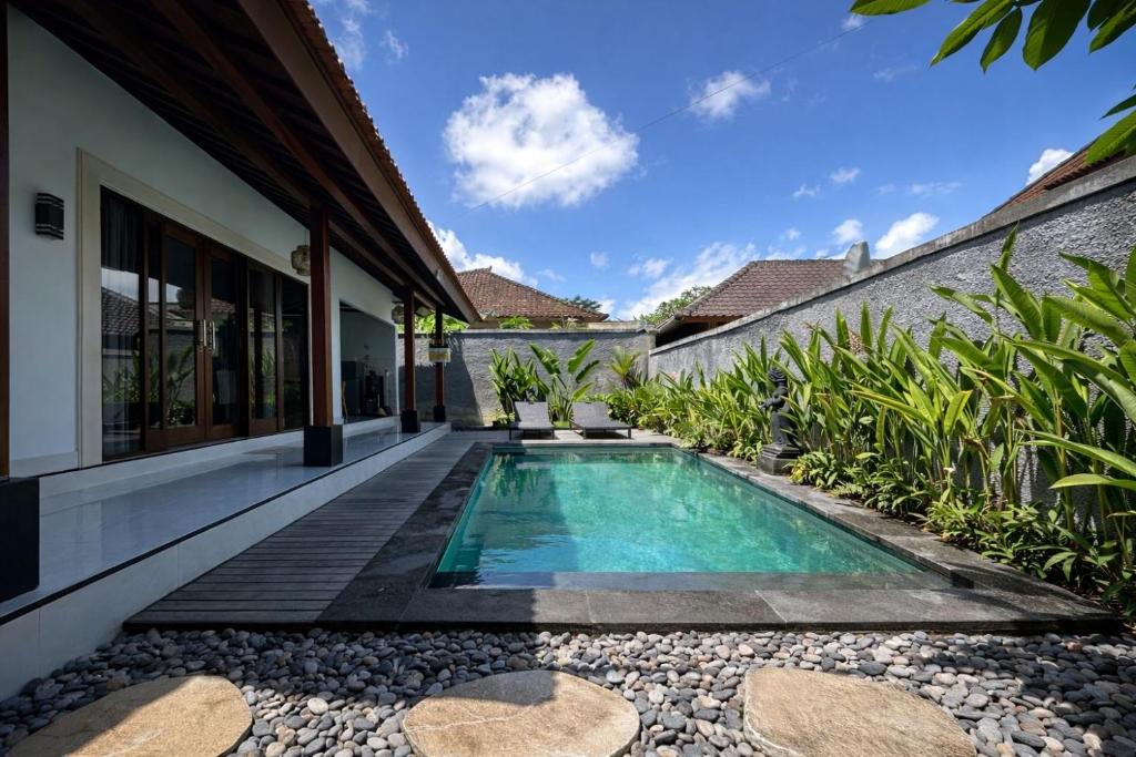 Bongkasa Pertiwi House | Molog private villa