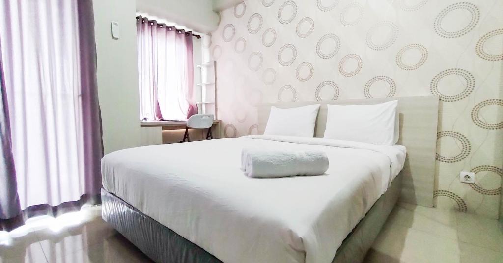 Karawang Apartment | New Furnished & Modern @ Studio Tamansari Mahogany Karawang Apartment By Travelio