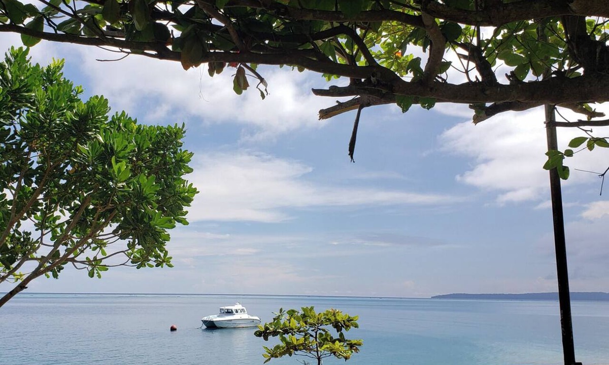 Biak Hotel | Nirmala Beach Hotel and Resort Biak