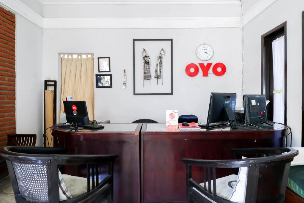 Mataram Hotel | OYO 1757 Villa Dende