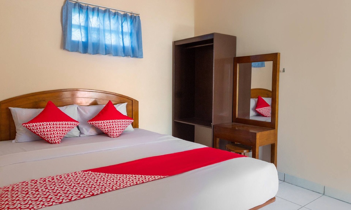 Cilacap Hotel | OYO 3024 Hotel Kebon Manis