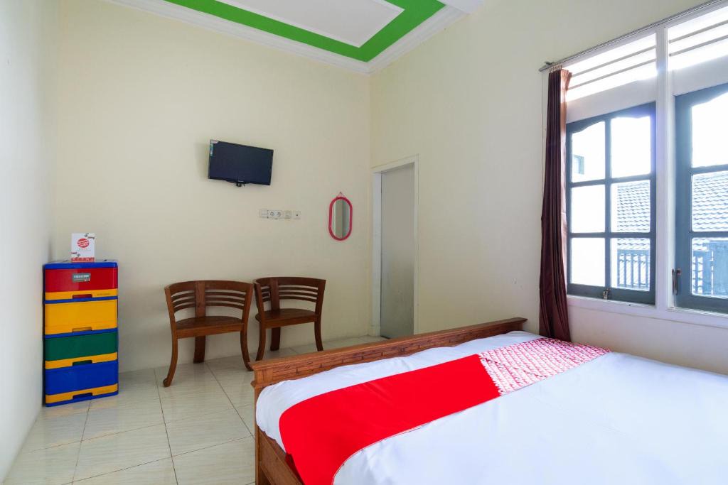 Sidomulyo Hotel | OYO 3210 Villa Aisya