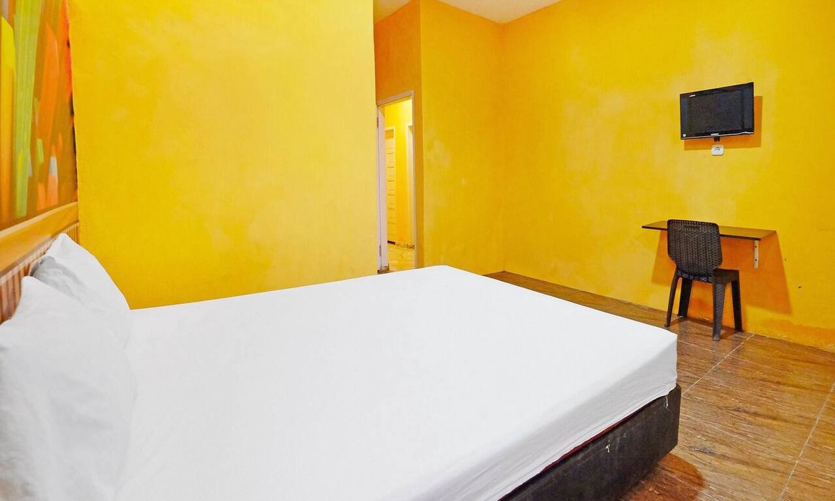Palopo Hotel | OYO 90977 Wisma Pelangi Palopo