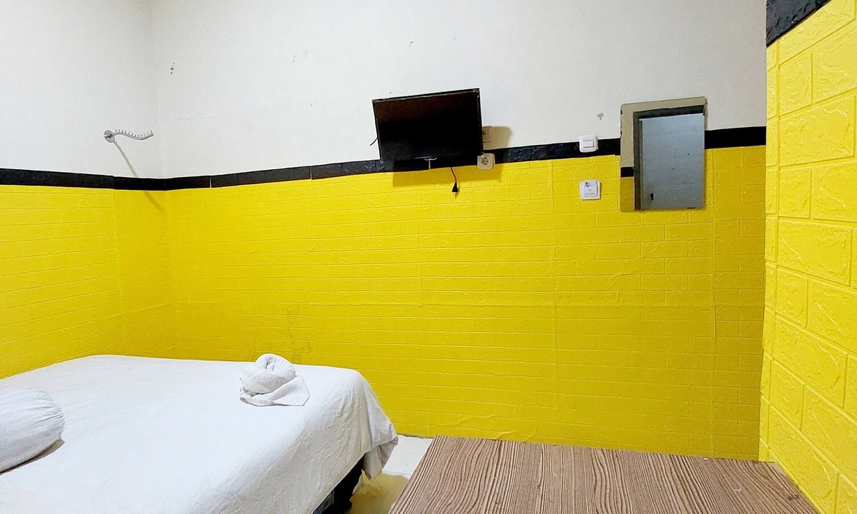 Kotaraja Hotel | OYO 93332 Kharis Home Stay