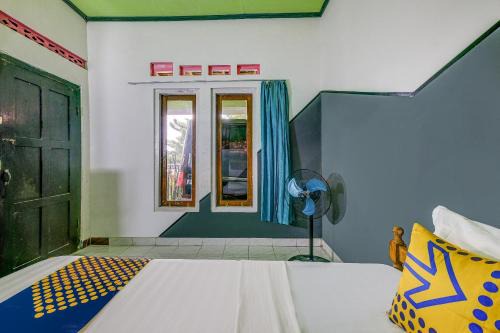 Pakem Hotel | OYO Homes 90987 Desa Wisata Gabugan Syariah