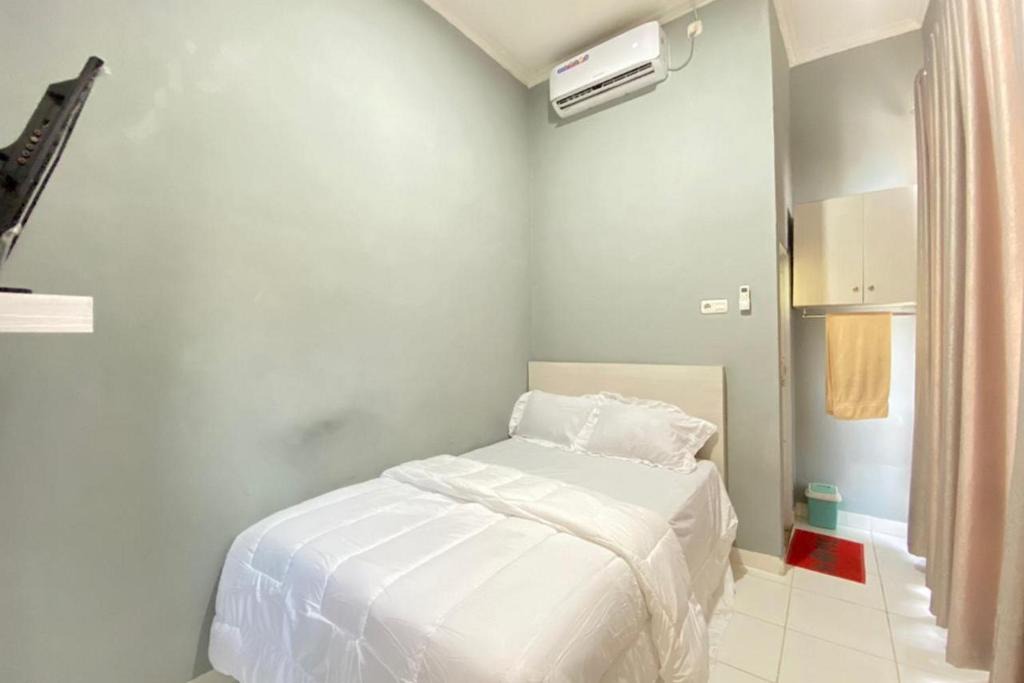Sukarami Hotel | Pelangi Guest House Palembang RedPartner